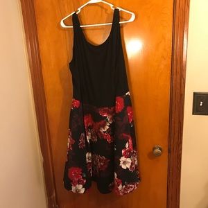 ❤️SOLD❤️Floral Dress